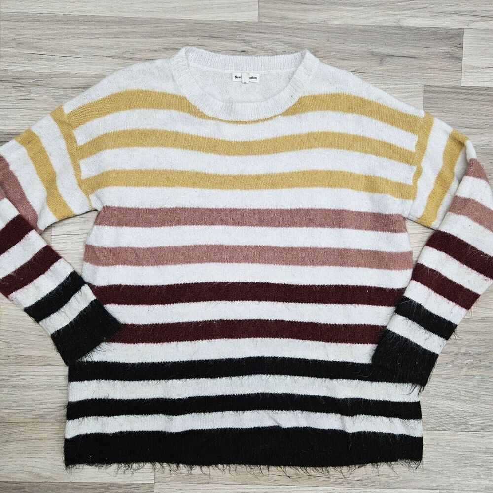 Newbury Kustom Womens White Yellow Mauve Stripe Oversized Sweater Medium